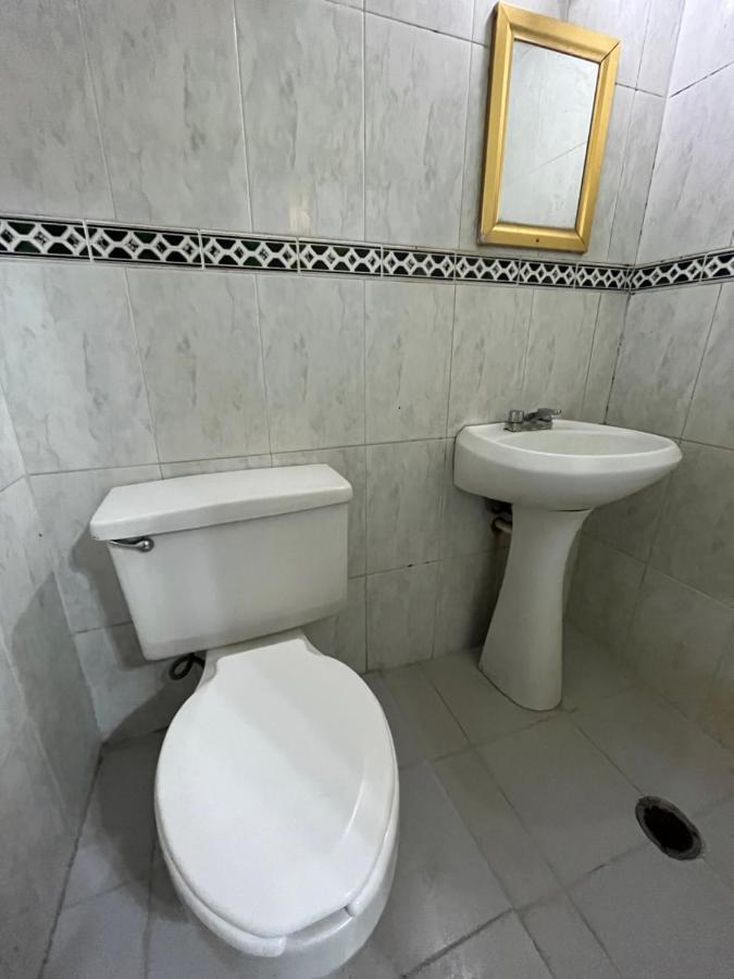 Hotel Paris San Juan de los Lagos Esterno foto